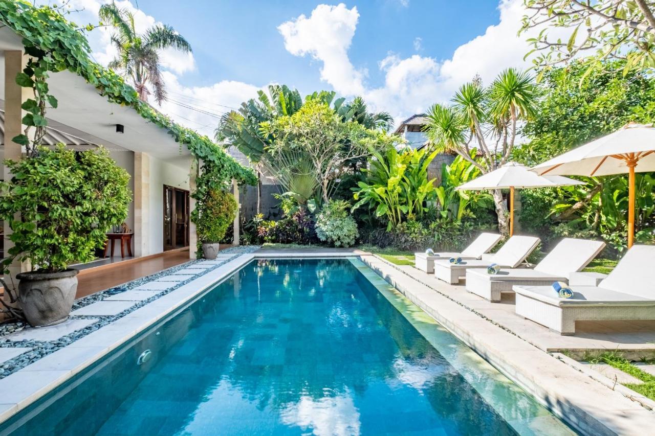 Central Seminyak Villa Martini ภายนอก รูปภาพ